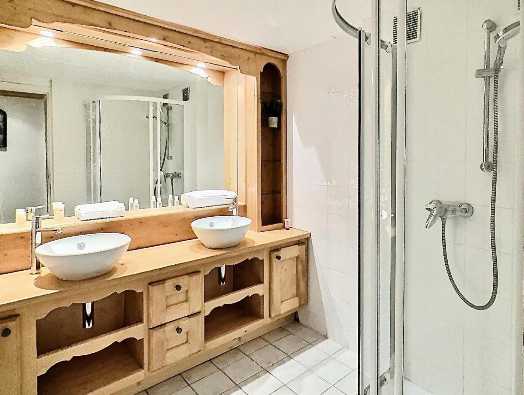Residence Neige Et Soleil - Studio 4 Personnes A Tignes Au Pied Des Pistes Et Proche Des Commerces Dans Le Quartier Du Rosset. Studio Tres Bien Agence Avec Mae-1806 Экстерьер фото